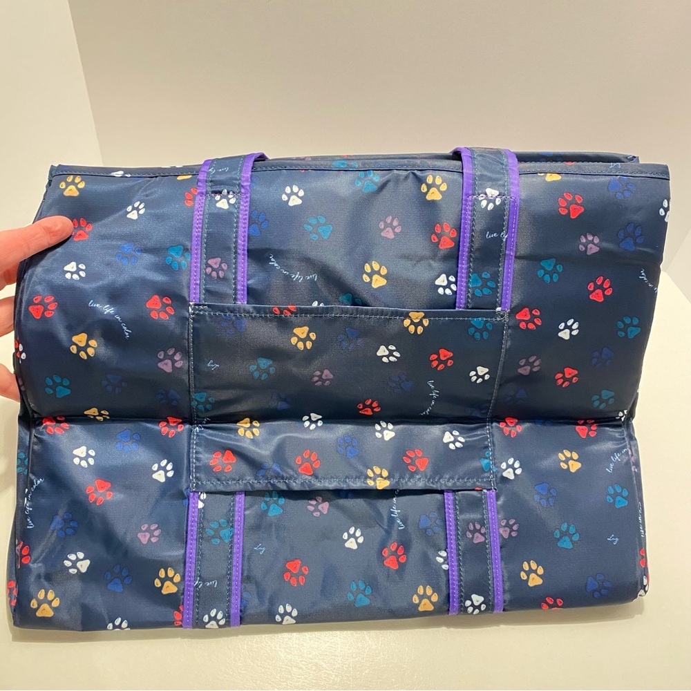 Lug Rover Tote. NWT. HUGE! Paws Navy pattern - Picture 6 of 13